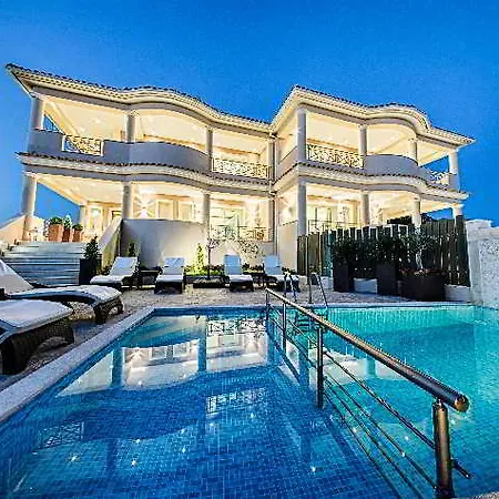 Planet Villas