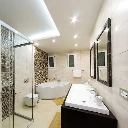 Planet Villas Hotel *